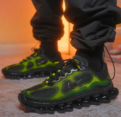 Nike Air Liquid Max
Black Green Apple ，
Size 36-45 ，
250 dhs🇦🇪🇦🇪

Zain18
♥️♥️♥️