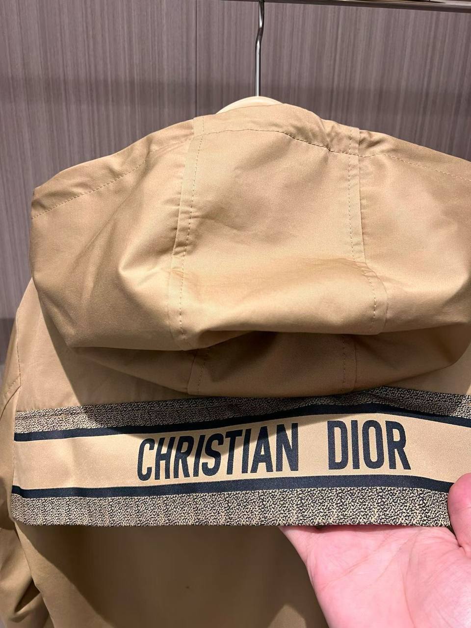 *New collections   
Master dior
      price 230 dhs
 
*Sizes:S M L xl

Zain231
♥️♥️♥️