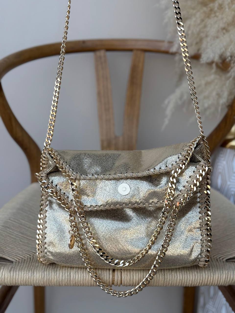 STELLA McCARTENY
25cm
350 dhs✅
Top quality

Zain167
♥️♥️♥️