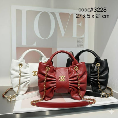 CHANEL ᴍɪɴɪ ʙᴏᴡ
sʜɪɴʏ ʟᴀᴍʙsᴋɪɴ ᴍᴀᴛᴇʀɪᴀʟ
ɢᴏʟᴅ ᴄʜᴀɪɴ ʙᴇʟᴛ sᴛʀᴀᴘ
sɪᴢᴇ : 27 cm

80 dhs✅

Zain31
♥️♥️♥️
