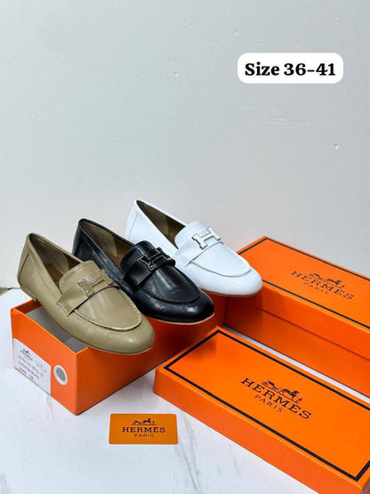 Hermes
💯high quality
Size 36-37-38-39-40-41
110 dhs🌺

Zain86
♥️♥️♥️