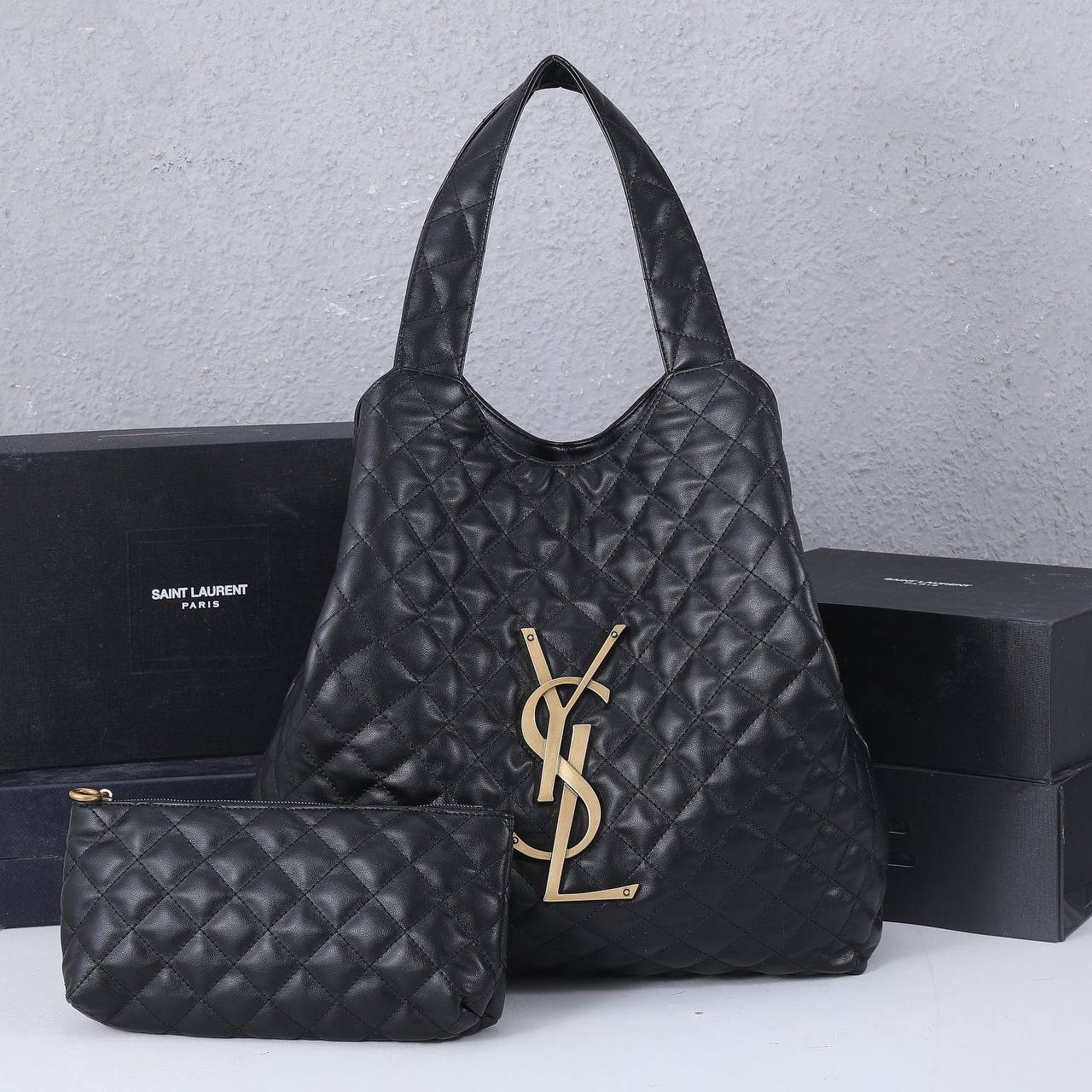 YSL
 NEW CAME HIGH QUALITY
120 dhs💓

Zain39
♥️♥️♥️