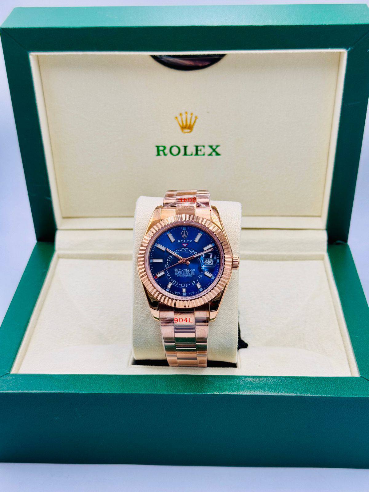 Rolex Men SKY DWELLER 
Master quality*🤩🤩
*Automatic*
230 dhs👑

Zain08
♥️♥️♥️