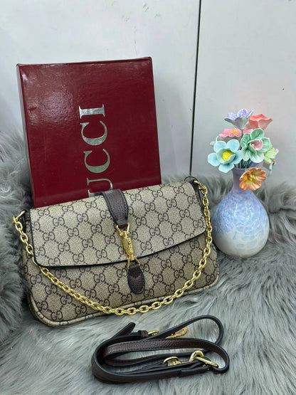 GUCCI

SIZE 26CM

Withbox
110 dhs🇦🇪🇦🇪

Zain244
♥️♥️♥️