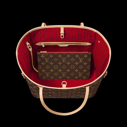 LV

High quality

With box 

100 dhs🇦🇪🇦🇪

Zain136
♥️♥️♥️