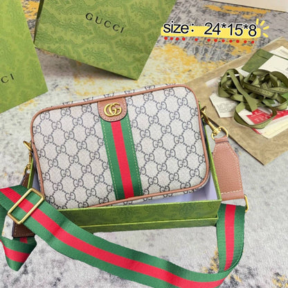 Gucci
✨✨NEW ✨✨
90 dhs🪙🌨️

with box
🎁🎁🎁

Zain38
♥️♥️♥️