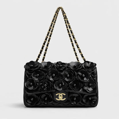 CHANEL 

COPY ONE NEW CAME 
WITH BOX 
🎁🎁🎁

135 dhs❣️

Zain39
♥️♥️♥️
