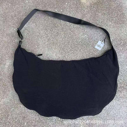 NEW CAME
ALO BAG
GOOD QUALITY
80 DHS💓

Zain40
♥️♥️♥️