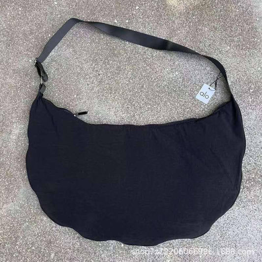 NEW CAME
ALO BAG
GOOD QUALITY
80 DHS💓

Zain40
♥️♥️♥️