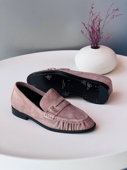 Ysl ✨⭐️
Size 36-41
_Super master high quality_🪡
450 dhs💛

Zain176
♥️♥️♥️