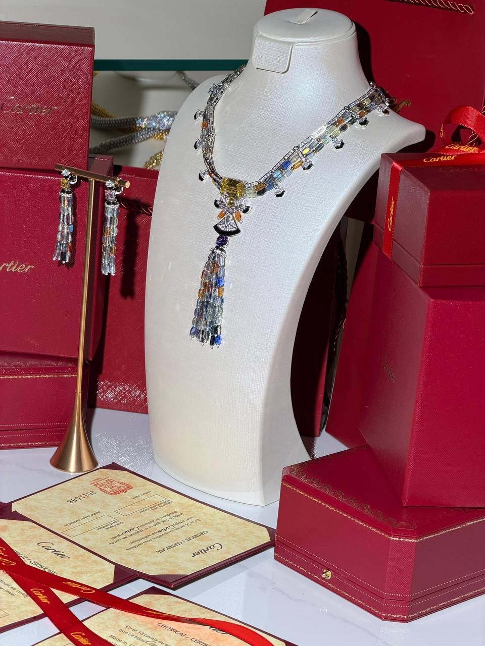 *Cartier Masterpiece*
  
(High Jewelry Collection 😍  )

Quality: Super Master 
Non -Tarnish color

* ⁠Necklace 
* ⁠Earring
For Price 👇 WTSP Text Zain 0568585901

Zain268
♥️♥️♥️