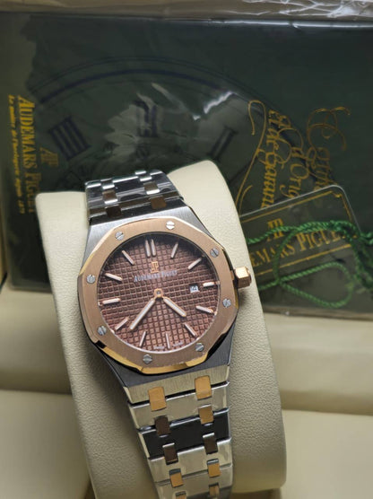 Ap Ladies 
Good quality
210 dhs🪙💚
*Battery*

Zain29
♥️♥️♥️