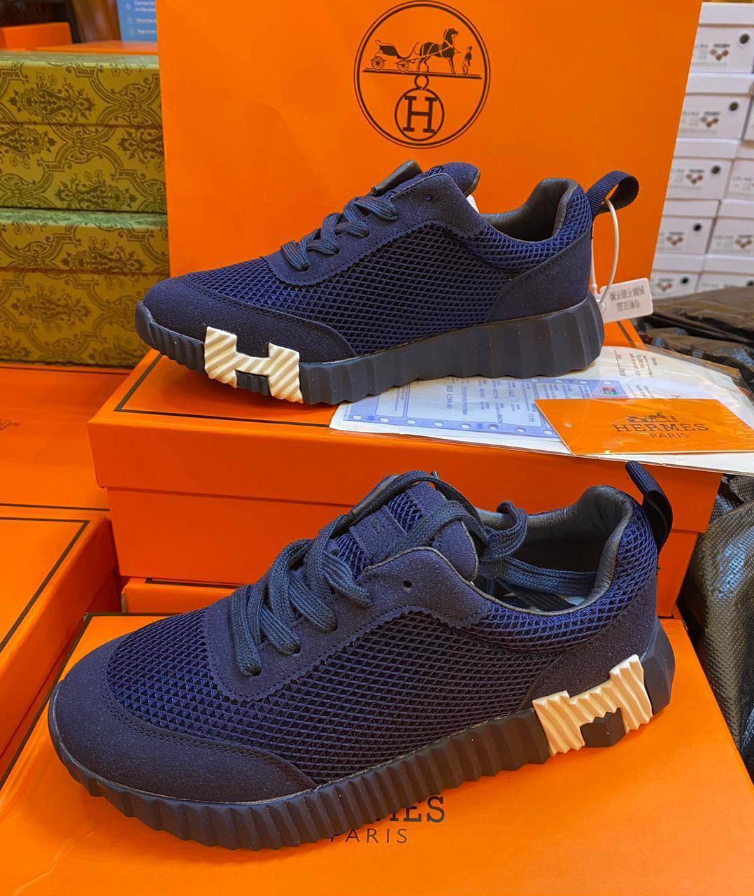 Hermes 
Shoes For Men,

High Quality,
Size 40 To 45


150 dhs🇦🇪🇦🇪

Zain120
♥️♥️♥️