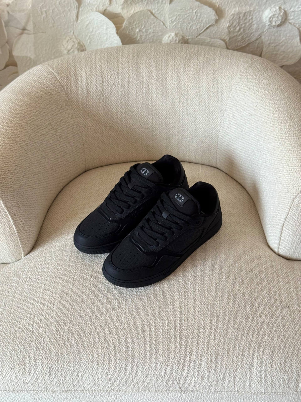DIOR 
AAA quality
size:40 to 46 

500 dhs🇦🇪🇦🇪

Zain185
♥️♥️♥️