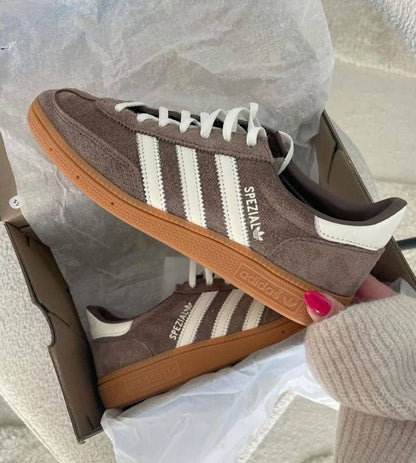 ADIDAS Handball Spezial ‘Brown’🍂
36-45 AVAILABLE 🤩
180 dhs🇦🇪🇦🇪

Zain242
♥️♥️♥️