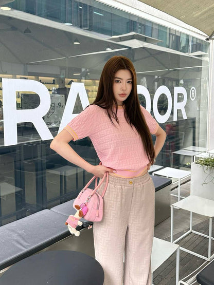 *New collections      
160 dhs🪙💕
*good  quality  ✅
*Sizes:S M L 
*AVAILABLE NOW*

Zain231
♥️♥️♥️