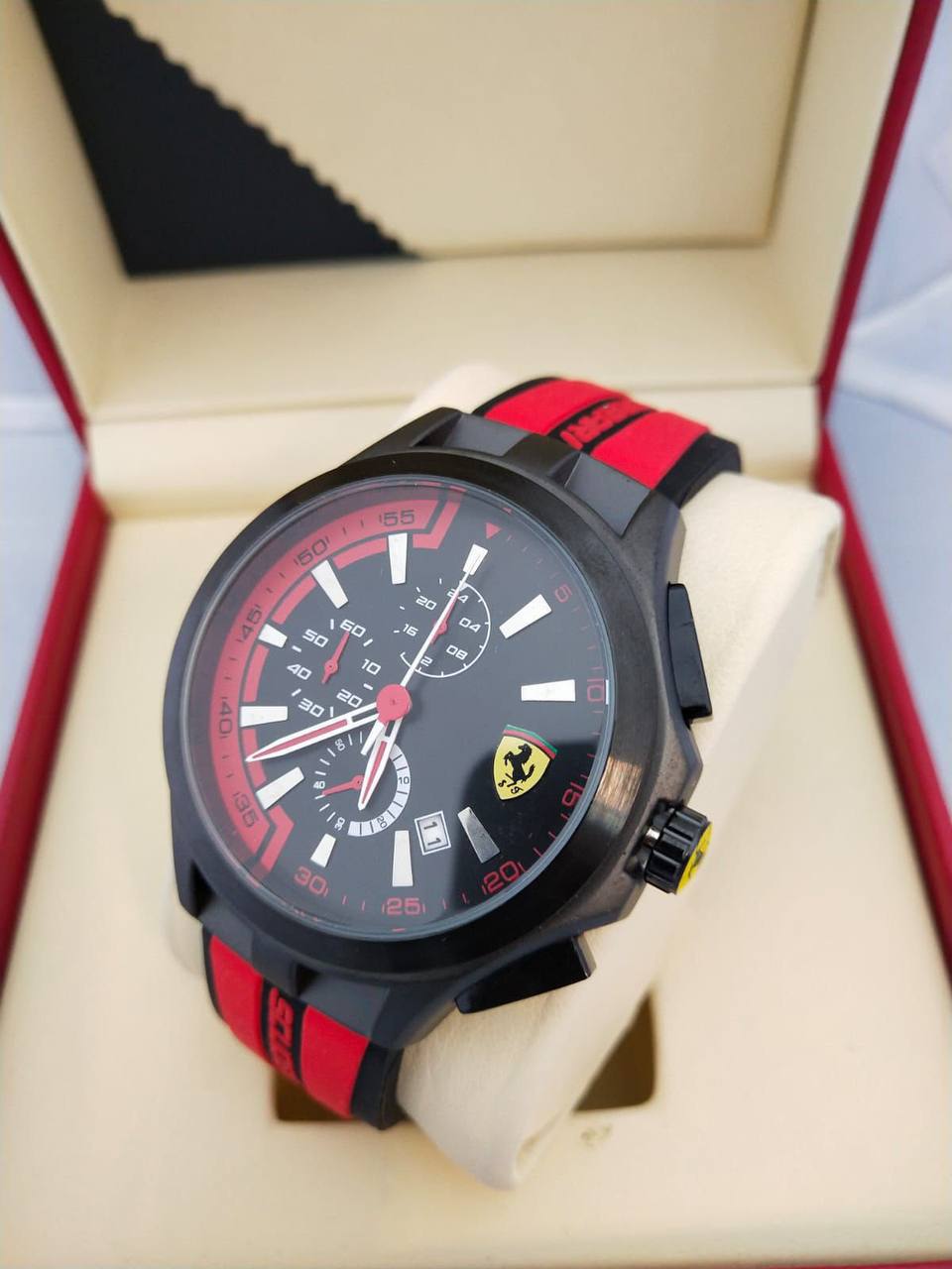 Ferrari Men Available
80 dhs✅

Zain08
♥️♥️♥️