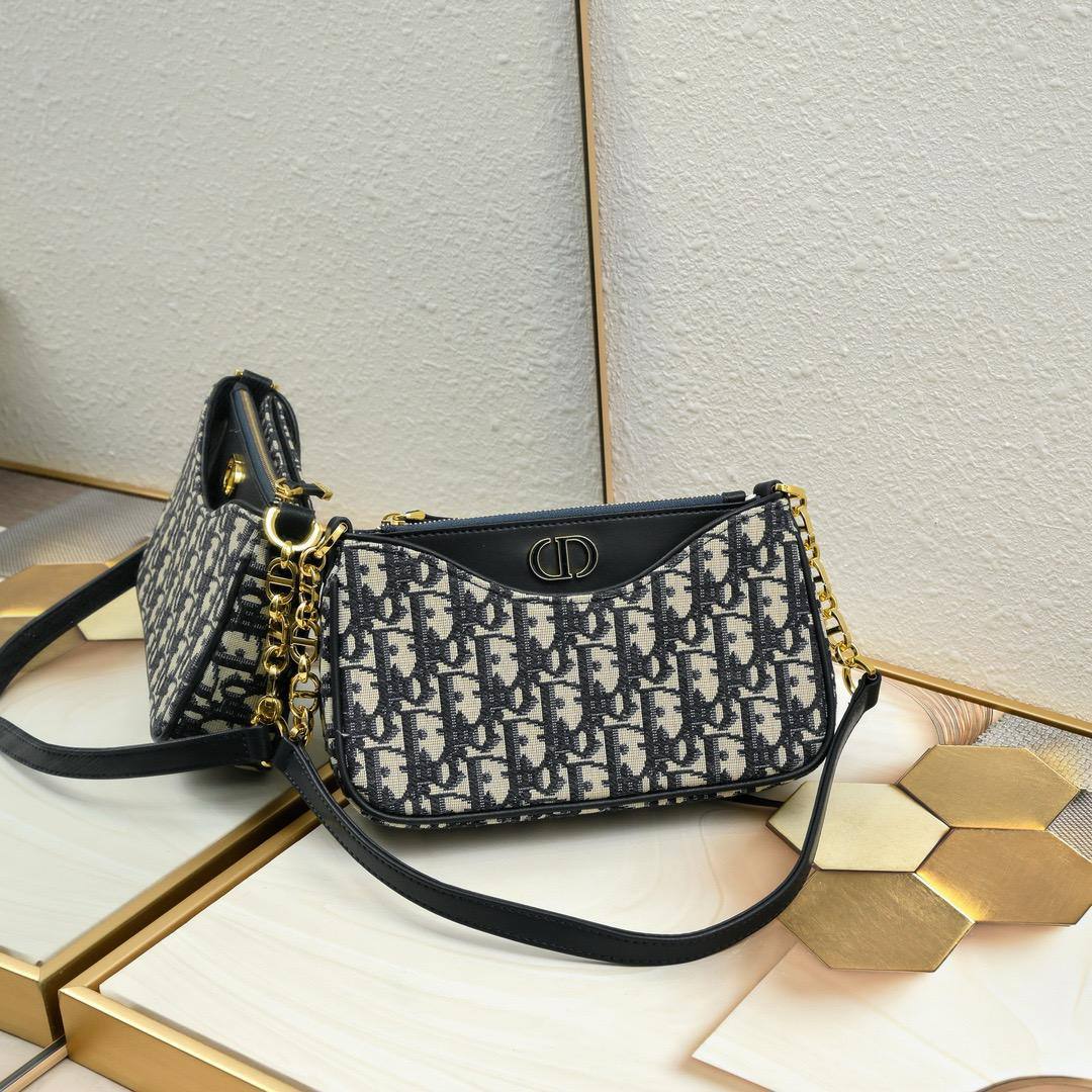Dior
Master
For Price 👇 WhatsApp✅
0568585901 
0507557372
0552275751 Owner Zain 👌

Zain111
♥️♥️♥️