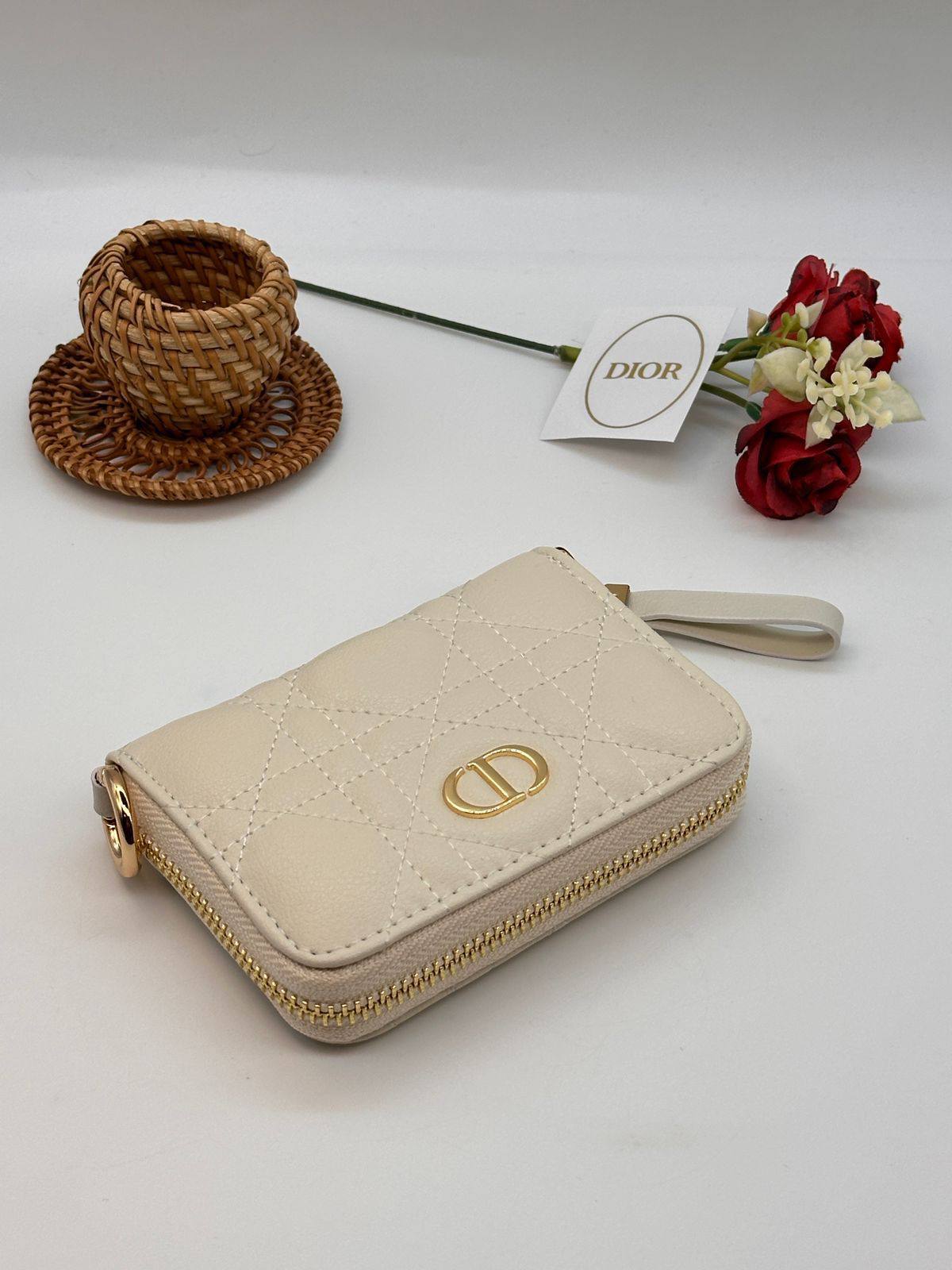 💝  *Dior*💝
💝*Super Master*💝
280 dhs🪙🌨️

Zain275
♥️♥️♥️