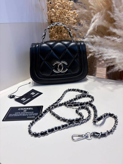 Chanel
120 dhs💓

Zain107
♥️♥️♥️