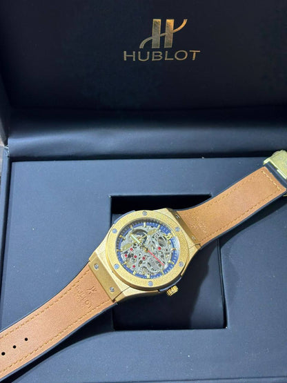HUBLOT
😊For men ... 
270 dhs❣️

Zain108
♥️♥️♥️