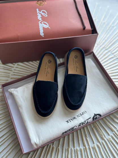 Loro Piana
 Super master quality 😍
Size:24To 34
350 dhs👑

Zain261