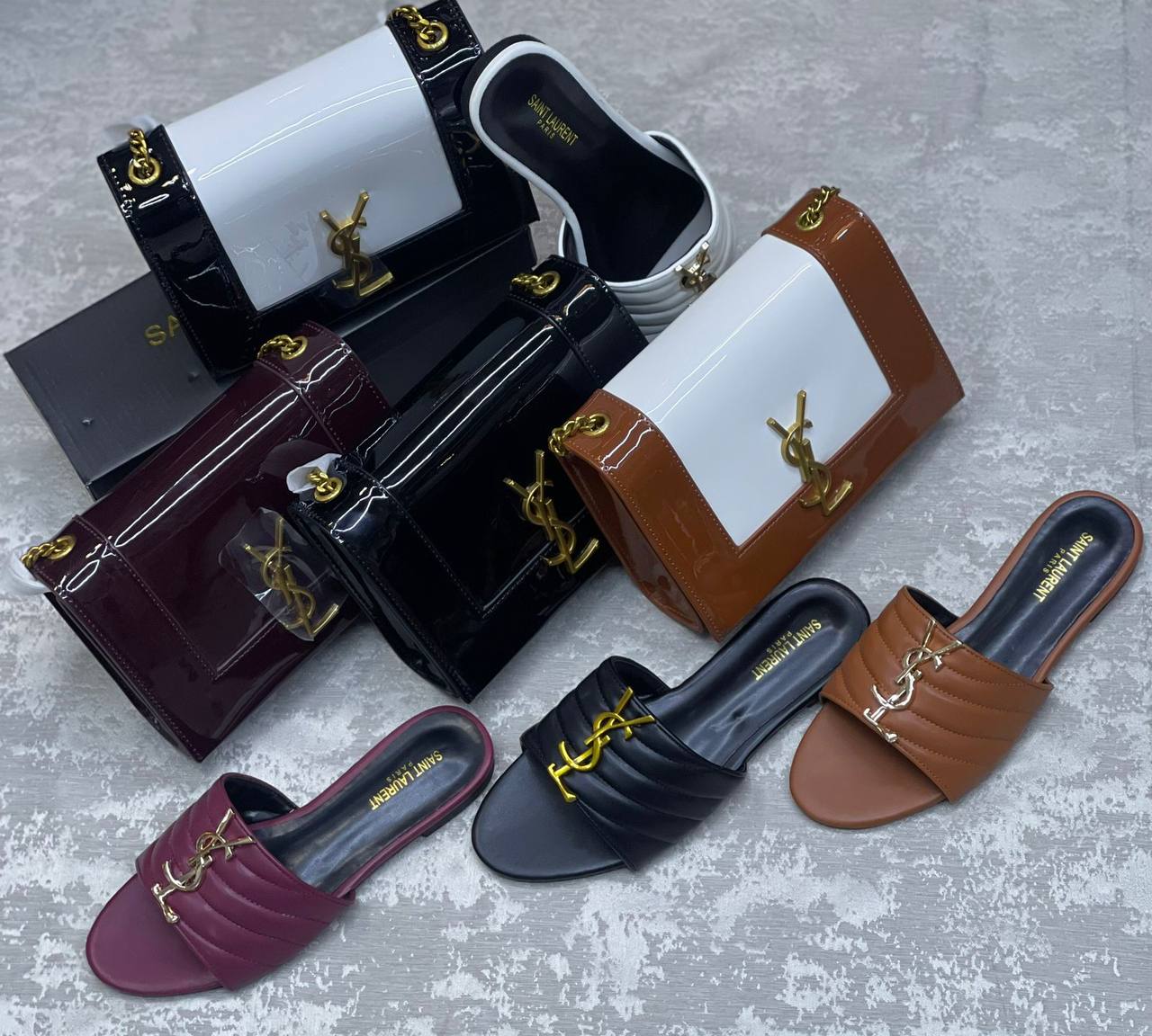 YSL Set
170 dhs✅
Size 36-41

Zain175
♥️♥️♥️