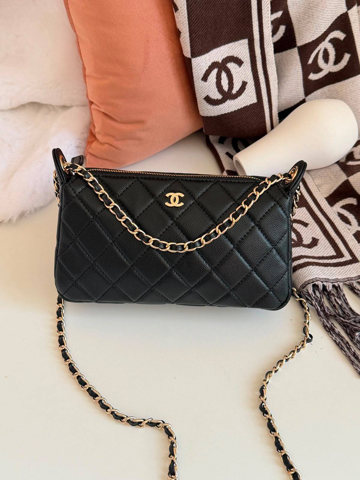Chanel

220 dhs

Zain134
♥️♥️♥️