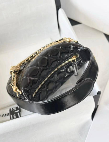 Chanel
100 dhs🌺
Good-quality 

with box
🎁🎁🎁

Zain35
♥️♥️♥️