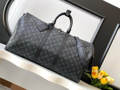 LV Travel Bags 
Master +++
For Price 👇 WTSP Text Zain 0568585901

Zain142
♥️♥️♥️
