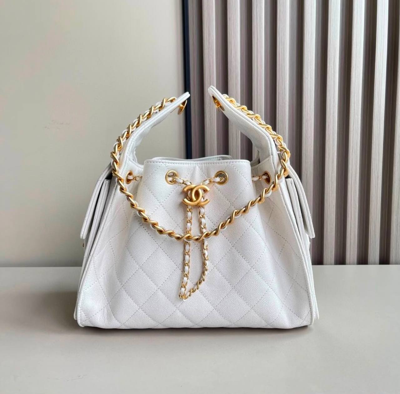 CHANEL
 GOOD QUALITY 
120 dhs✅

Zain39
♥️♥️♥️