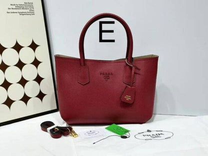 Prada
95 dhs✅ 

Zain72
♥️♥️♥️