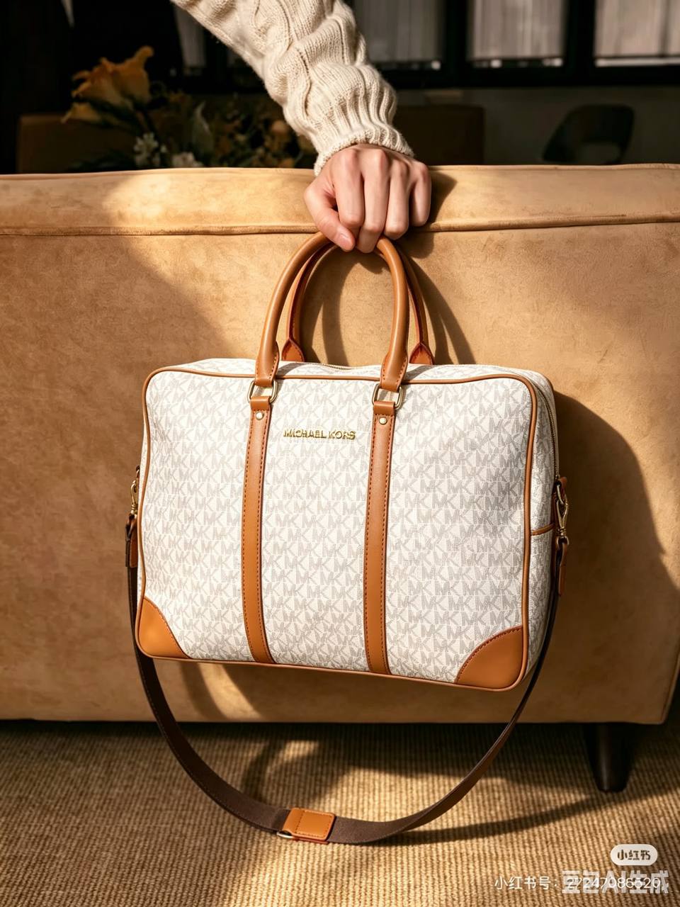 Computer bag 
100 dhs🇦🇪🇦🇪
size 42cm, unisex.

Zain161
♥️♥️♥️