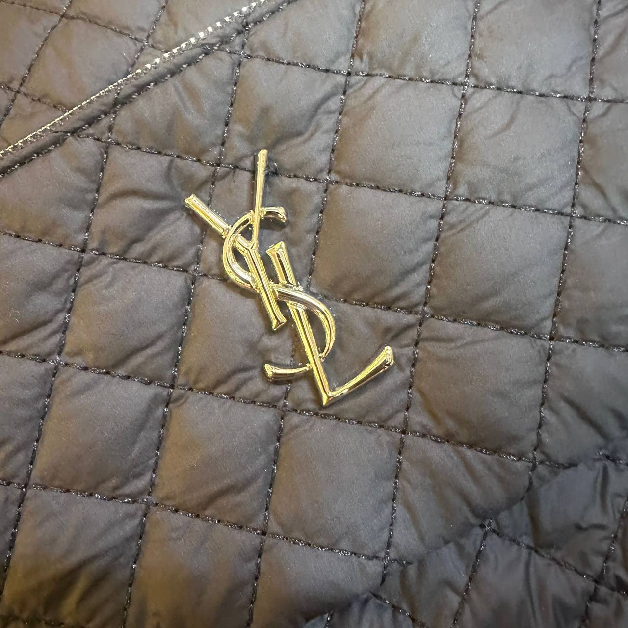 YSL 
NEW CAME GOOD QUALITY 
130 dhs🪙🌨️

Zain39
♥️♥️♥️