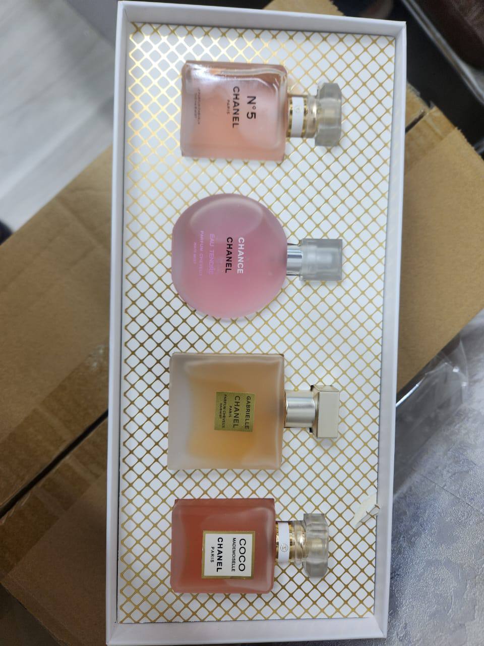 Perfumes Set
4 pcs set 65 dhs🪙🌨️
3 pcs set 60 dhs🪙🌨️

Zain24
♥️♥️♥️