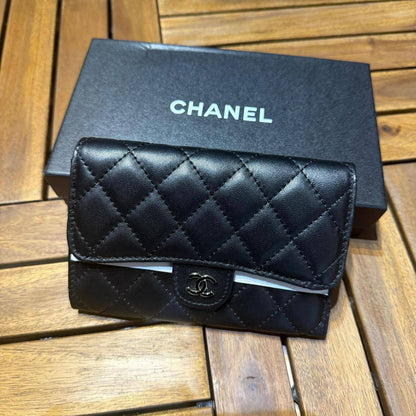 *NEW COLLECTION*

*WOMEN WALLET*

*MASTER QUALITY*

180 dhs🪙💕

Zain202
♥️♥️♥️