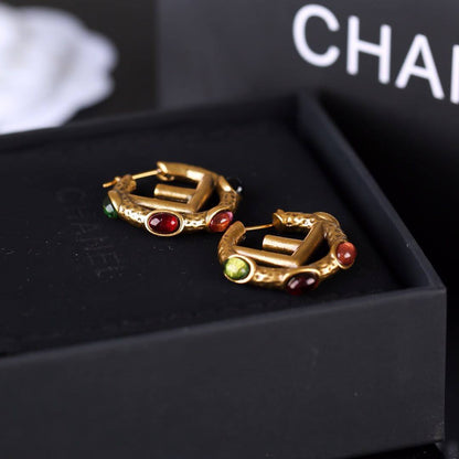 Fendi 
Earring 💥
Master quality 💯

With normal boxes 📦 
60 dhs🇦🇪🇦🇪

With master box 🗃️ 
75 dhs🇦🇪🇦🇪

Zain216
♥️♥️♥️