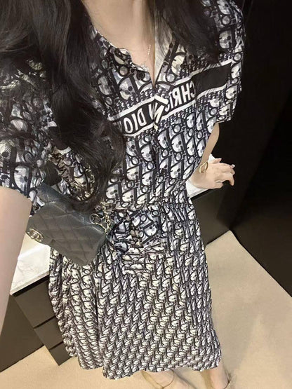 *New collections       
190 dhs🪙💕
*good  quality  
*Sizes:S M L * 
*AVAILABLE NOW*🥰🛍️🛍️

Zain231
♥️♥️♥️