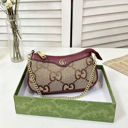 GUCCI 
GOOD QUALITY
 WITH BOX 🎁
75 dhs✅

Zain295
♥️♥️♥️