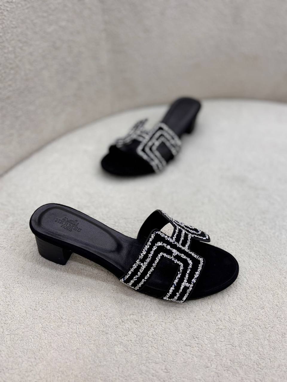 Hermes 
110 dhs✅
Size 36-42

Zain55
♥️♥️♥️