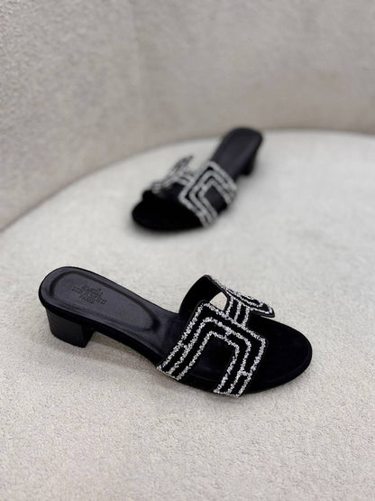 Hermes 
110 dhs✅
Size 36-42

Zain55
♥️♥️♥️