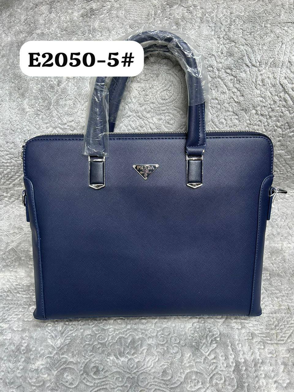 Laptop Bags
90 dhs🪙🖤

Zain190
♥️♥️♥️