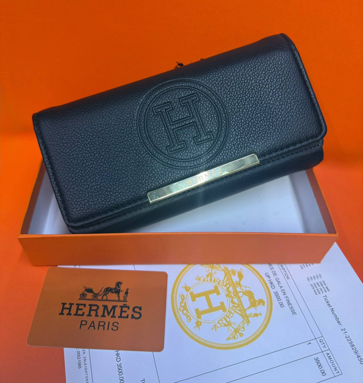 Hermes

Withbox 
40 dhs🇦🇪🇦🇪

Zain93
♥️♥️♥️