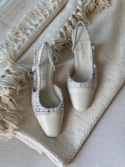 Chanel
AAA Quality
Size 36 to 41
450 dhs✅

Zain288
♥️♥️♥️