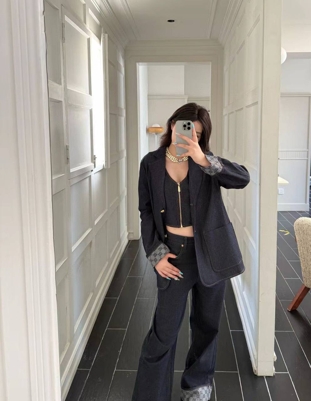 *New collections blazer jacket 💕
230 dhs🇦🇪🇦🇪
*good  quality  
*Sizes:S M L xl* 
*AVAILABL

Zain231
♥️♥️♥️