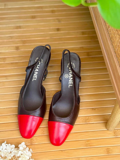 Chanel
AAA Quality
*CHANEL*
𝗦𝗶𝘇𝗲 𝟯𝟲 𝘁𝗼 𝟰𝟭 
450 dhs✅

Zain303
♥️♥️♥️
