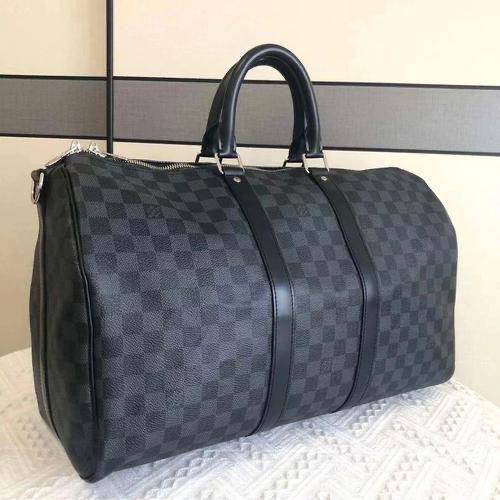 LV 
Travel Bags
140 dhs✅ Glossy
130 dhs✅ Normal

Zain137
♥️♥️♥️
