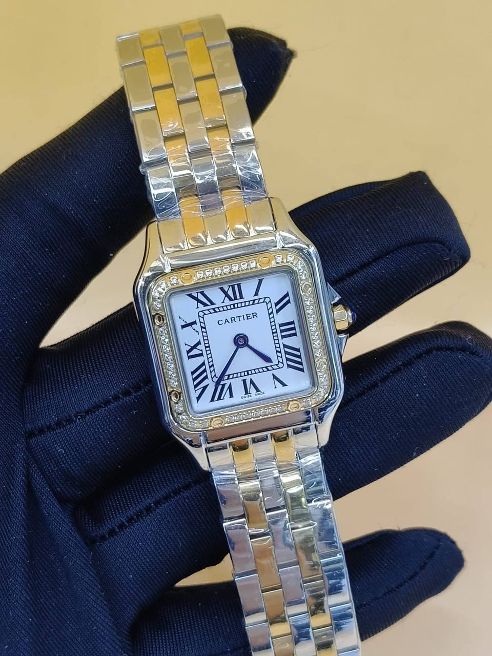 Cartier for ladies
230 dhs✅

Zain25
♥️♥️♥️