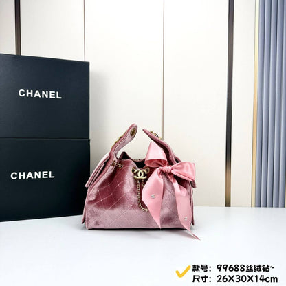 Chanel
Master+++
320 dhs💚

Zain153
♥️♥️♥️