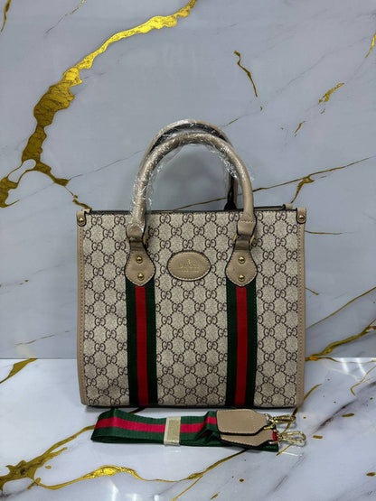 Gucci
New
70 dhs💓

Zain50
♥️♥️♥️